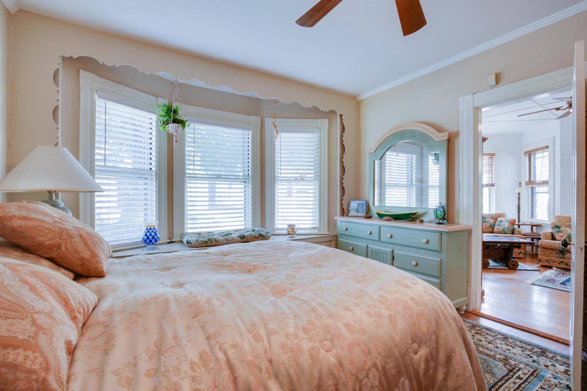 Quaint Beverly Townhome Walk To Beach And Downtown! 外观 照片